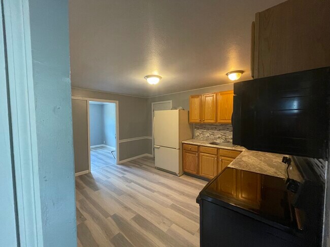 Foto del edificio - 1052 Burnside Ave