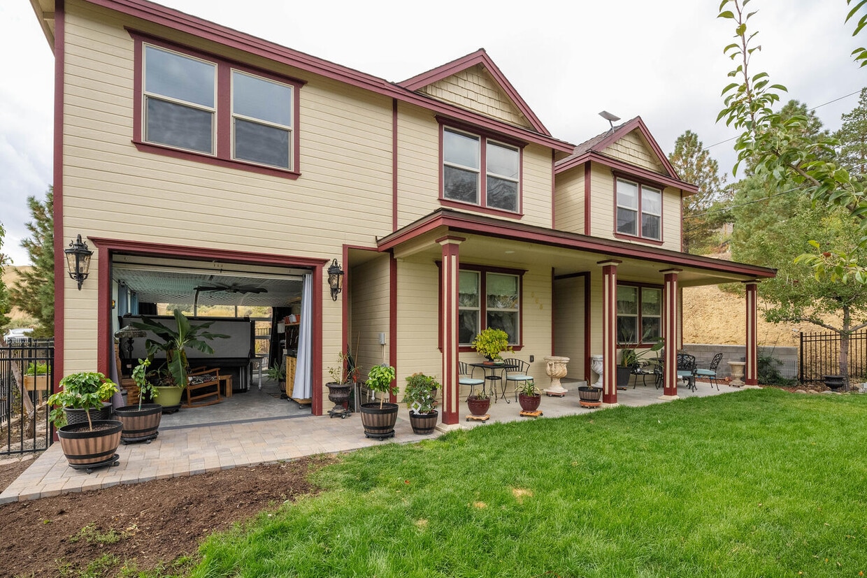 Foto principal - 355 Mill St