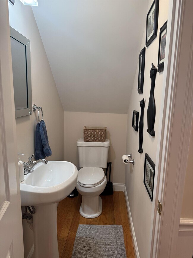 Foto del edificio - 11 Winthrop Ct