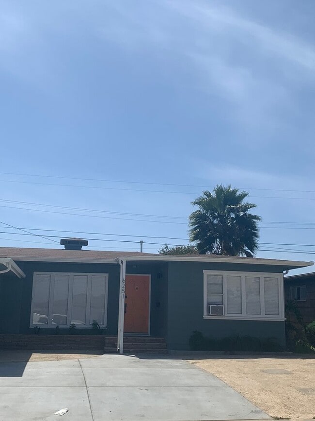 Foto del edificio - 6249-6253 Mary Lane Drive