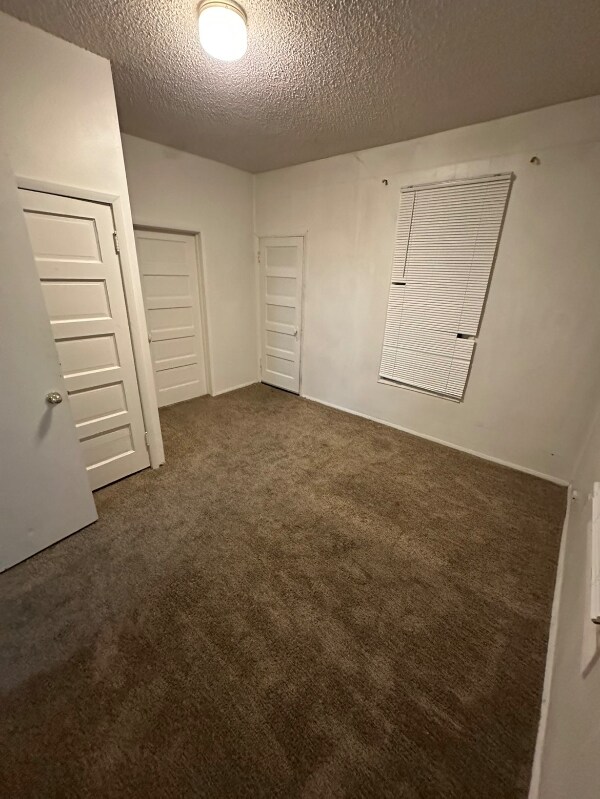 Foto del edificio - 325 1st Ave