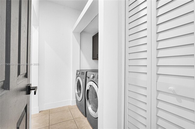 Foto del edificio - 14300 SW 155th Ct