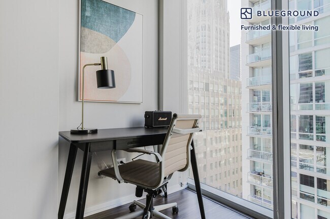 Foto del edificio - 200 E Illinois St