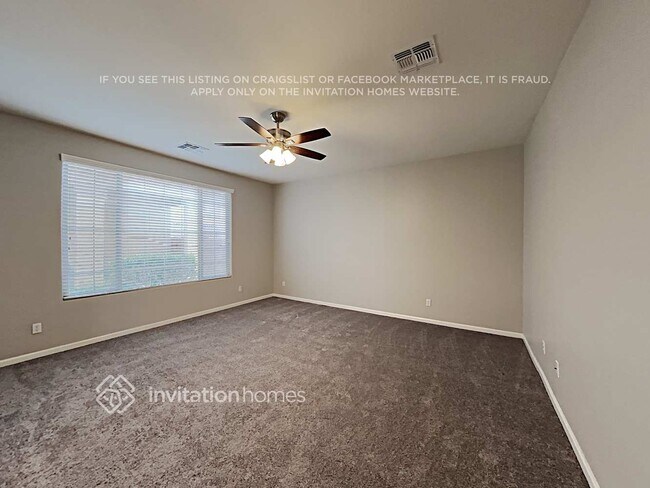 Building Photo - 1391 S Moccasin Trail