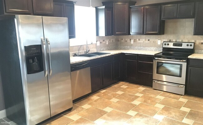 Building Photo - 3 br, 2 bath House - 333 Lyle Curtis Circle