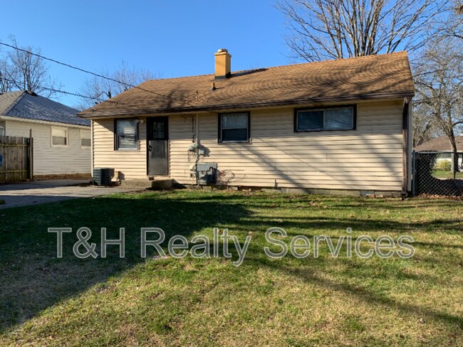 Building Photo - 4761 Wellington Ave