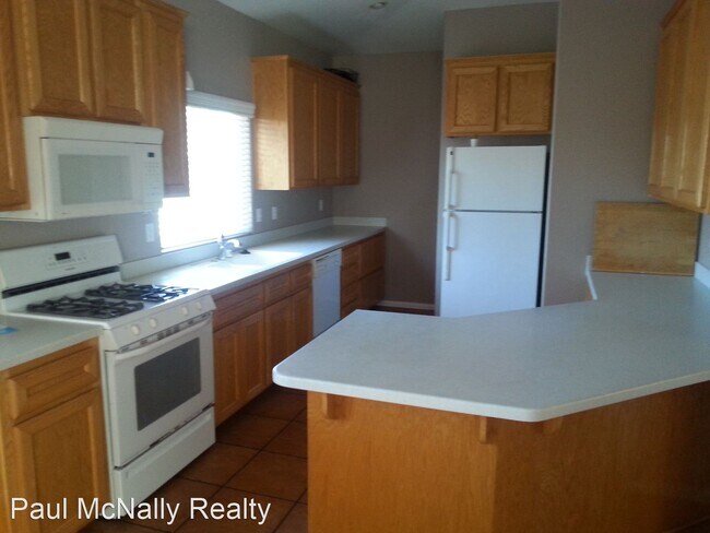Building Photo - 3 br, 2.5 bath House - 240 Elkwood Avenue