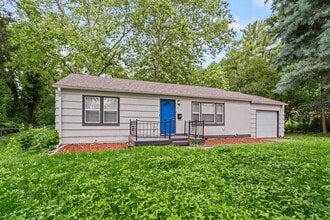 Building Photo - 8710 Craig Dr