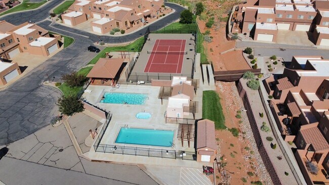 Foto del edificio - 3862 Desert Willow Cir