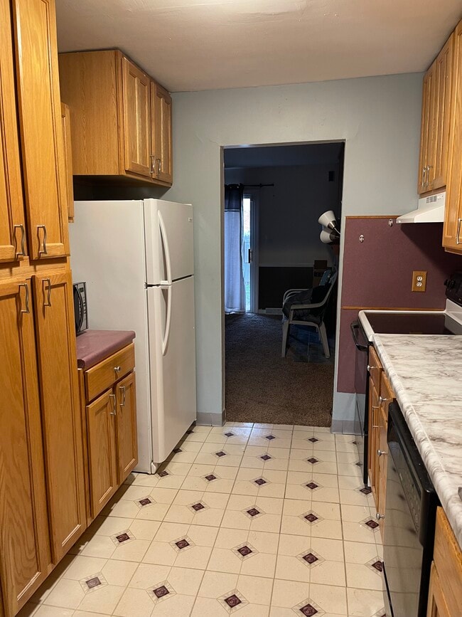 Building Photo - 2212 Dickens Ter