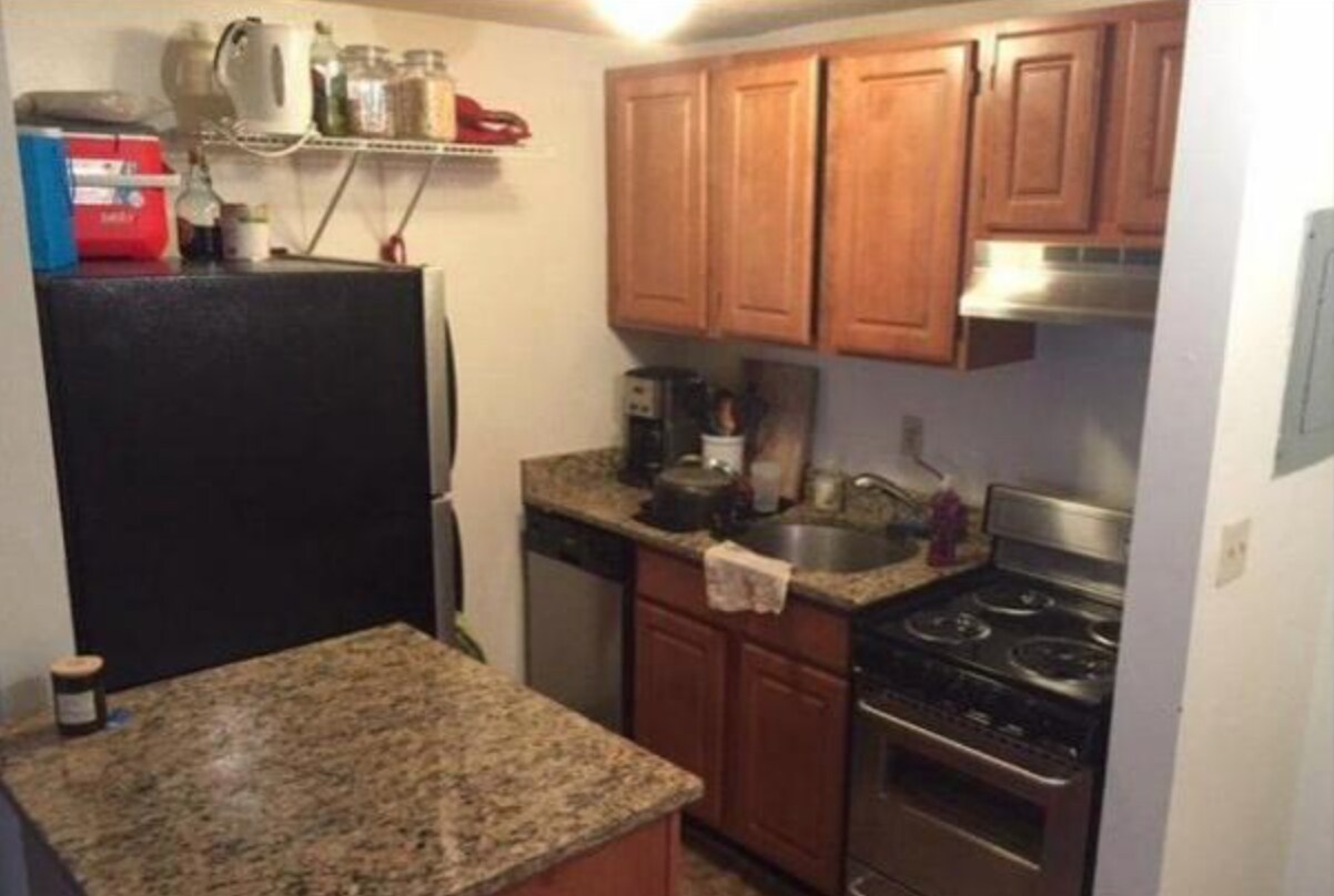 Foto principal - 385 Dorchester St