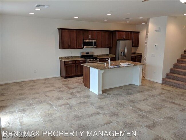 Foto del edificio - 4 br, 2.5 bath House - 6624 BREAKWATER REE...