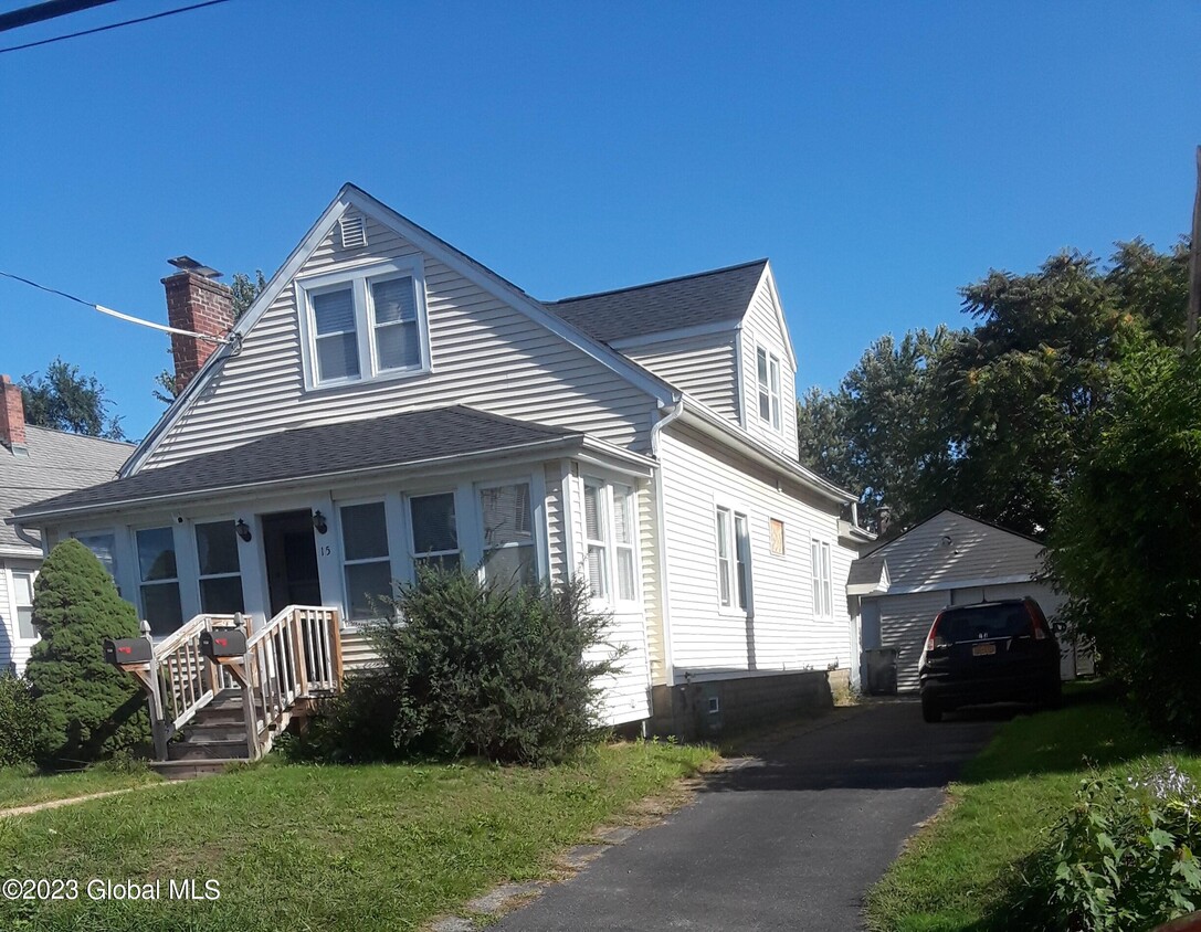 Primary Photo - 15 Weymouth St