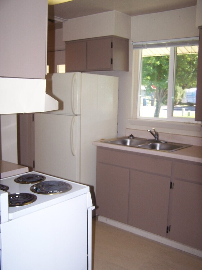 Building Photo - 2405sw31