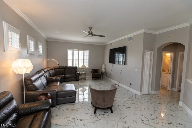 Foto del edificio - 14081 Bently Cir