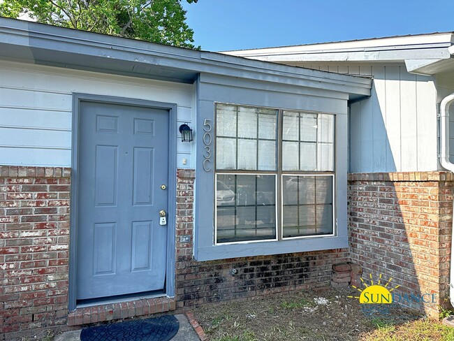 Building Photo - Efficient 1 Bedroom Unit in Fort Walton