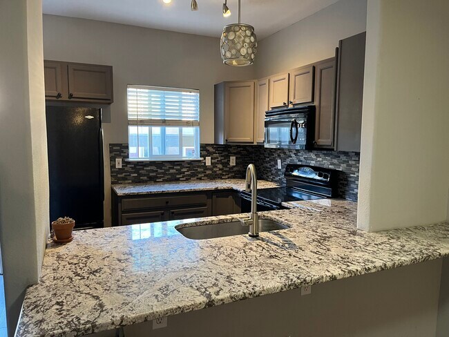 Building Photo - 2580 Malpaso Point