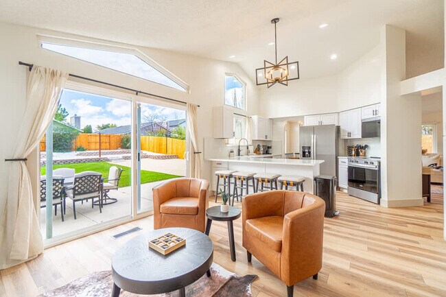 Foto del edificio - 1059 Chesterfield Ct