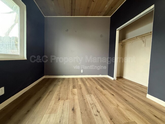 Foto del edificio - 54 Shasta Way