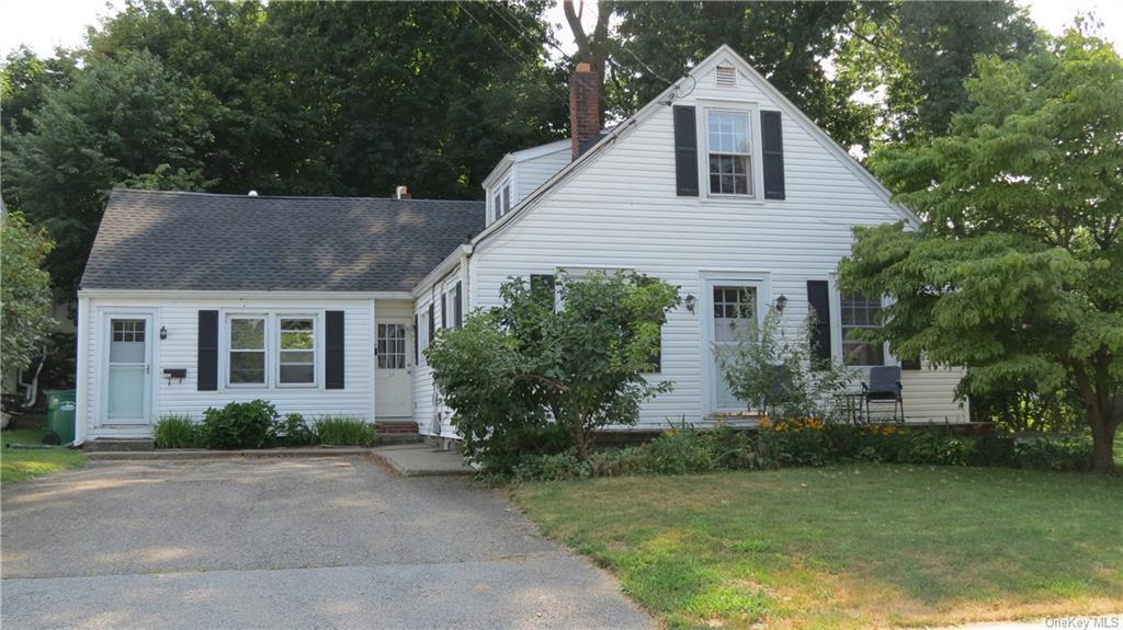 14 Miller St Unit B, Beacon, NY 12508 Room for Rent in Beacon, NY