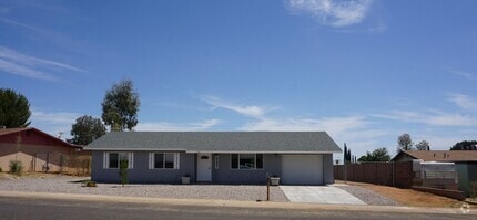 Building Photo - 523 N Leonardo De Vinci Dr