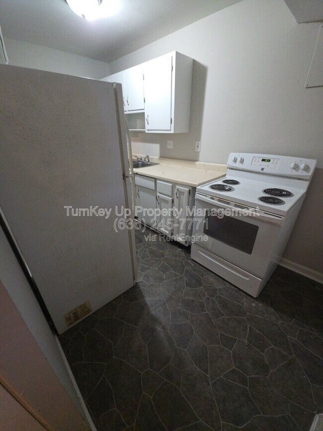 Building Photo - 225 Ben Nevis Rd