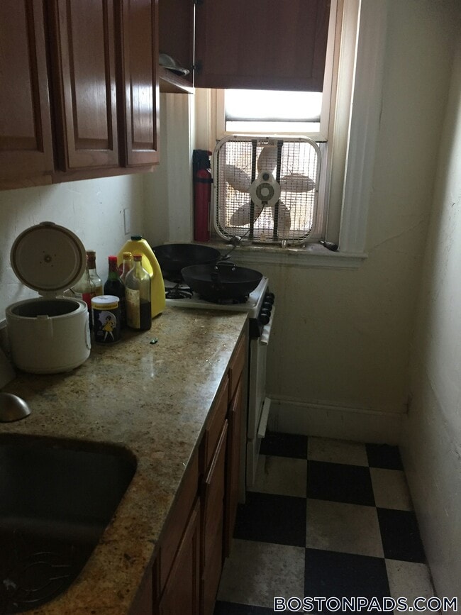 Foto del edificio - 204 Hemenway St