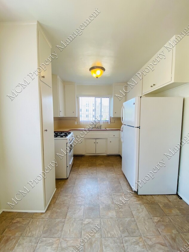 1132 S Holt Ave Unit 7, Los Angeles, CA 90035 Apartments in Los