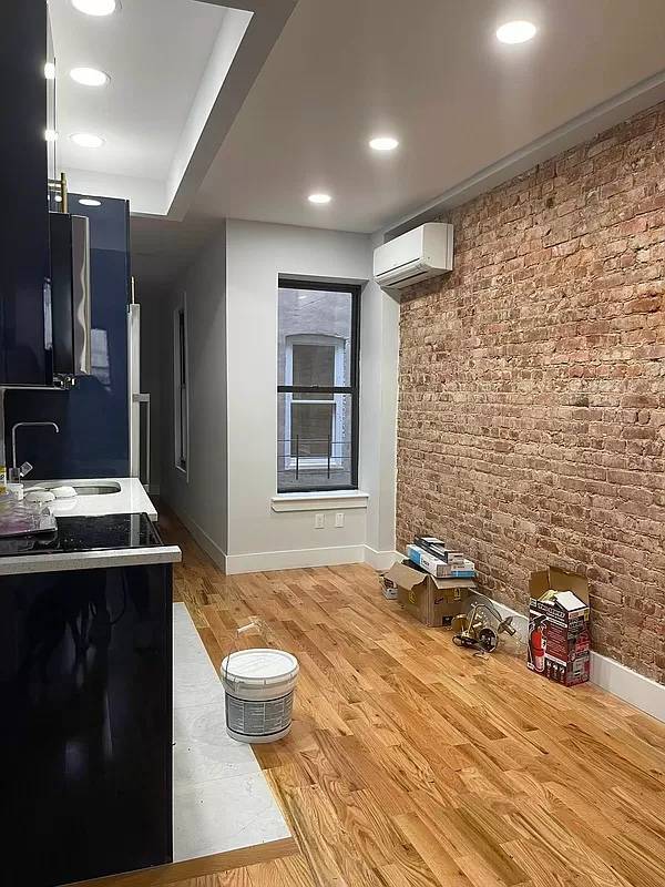 Building Photo - 2034 Palmetto St