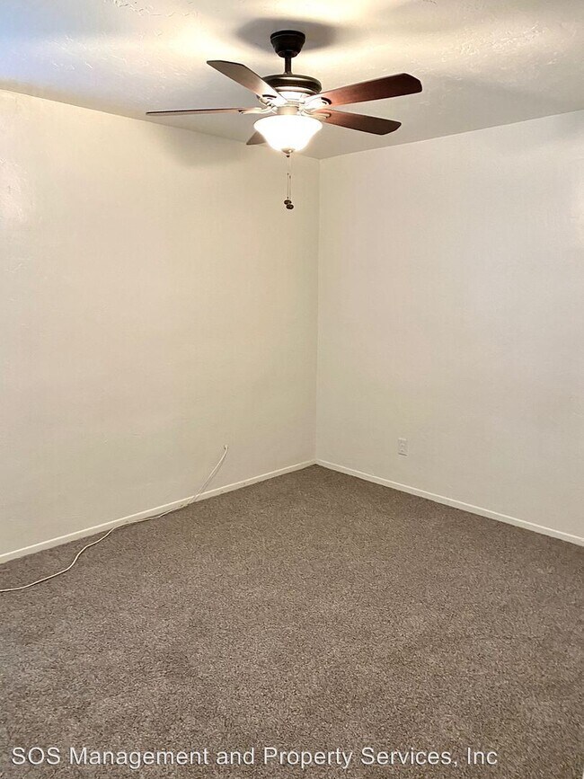 Building Photo - 4 br, 2 bath House - 2239 Flintridge Drive