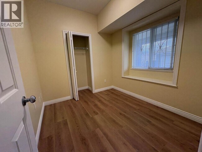 Photo du bâtiment - 3403 E 26th Ave