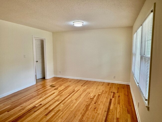 Building Photo - Charming 3-Bedroom Home with Oversized Patio