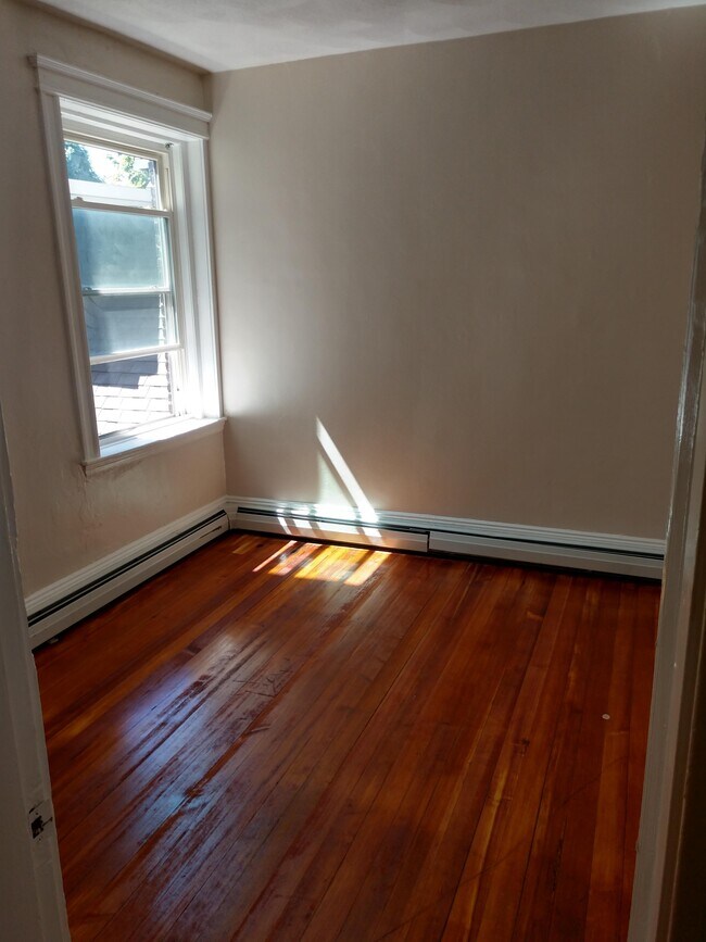 Building Photo - 280 Brookline St