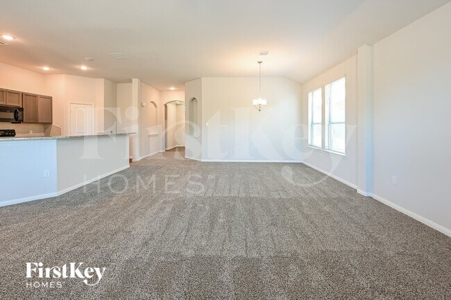 Foto del edificio - 14785 Country Club Dr