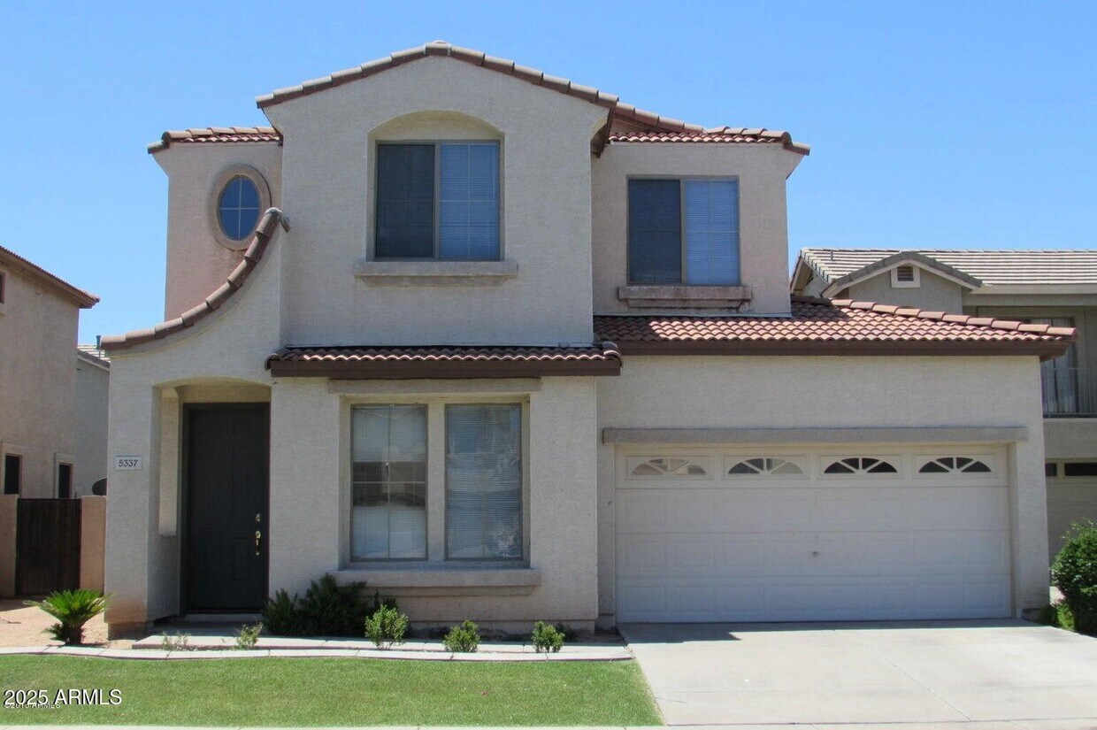 Foto principal - 5337 E Harmony Ave