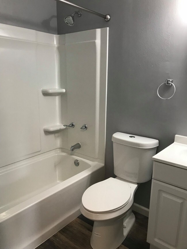 Building Photo - 6608 Walnut Ridge Rd