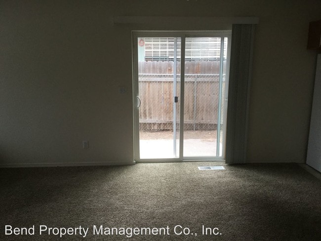 Building Photo - 61438 Brookswood Blvd