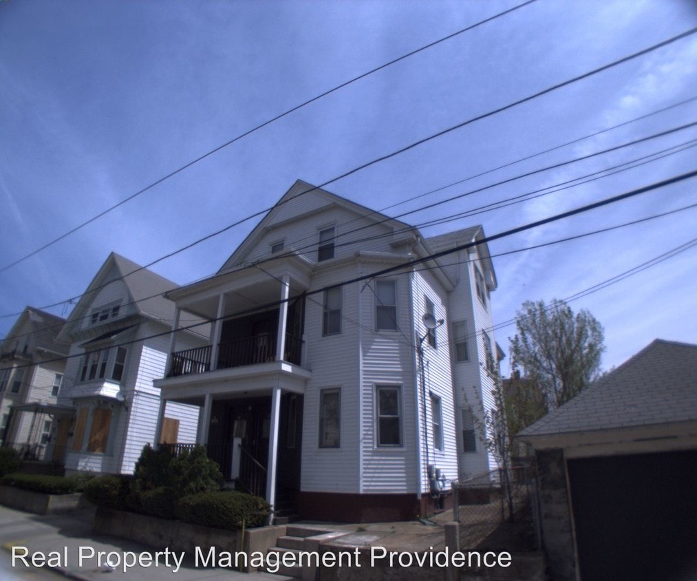 Primary Photo - 58 Vineyard St