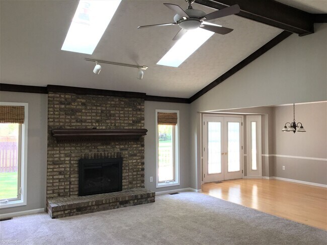 Building Photo - 20753 Marlinga Dr
