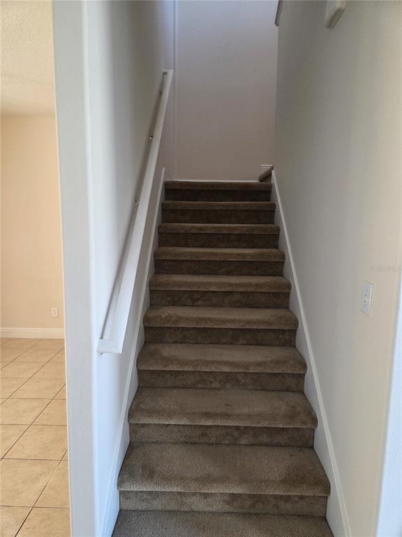 Building Photo - 1055 La Mirada Ct