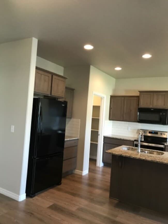 Building Photo - 1243 Langford Way