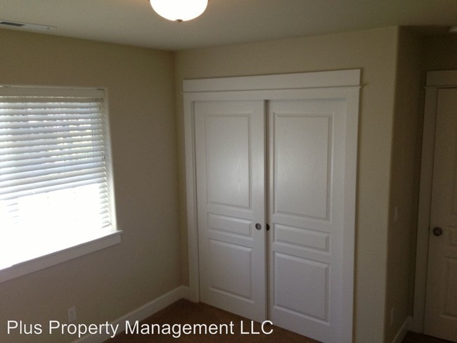 Building Photo - 3 br, 3.5 bath House - 20430 Murphy Road