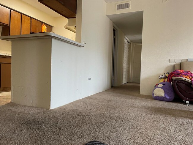 Building Photo - 9220 Bellwood Ln