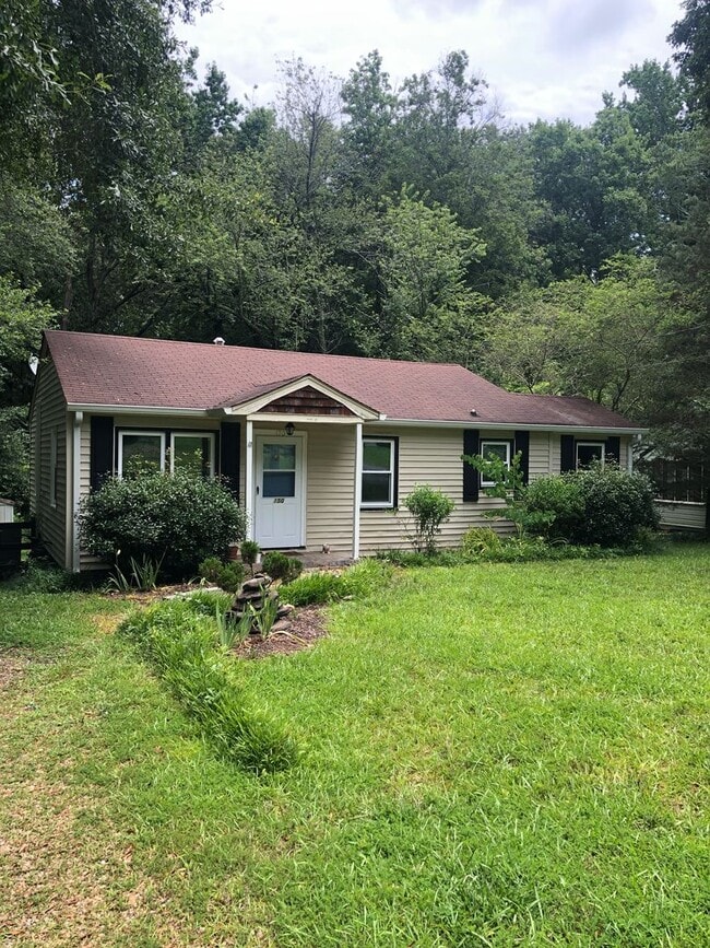 Photo - 2/1, Charming home with Flexible move-in