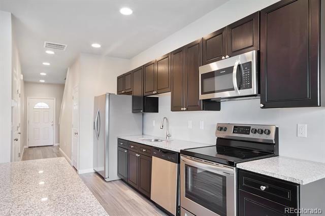 Foto del edificio - 2681 Sable Blvd
