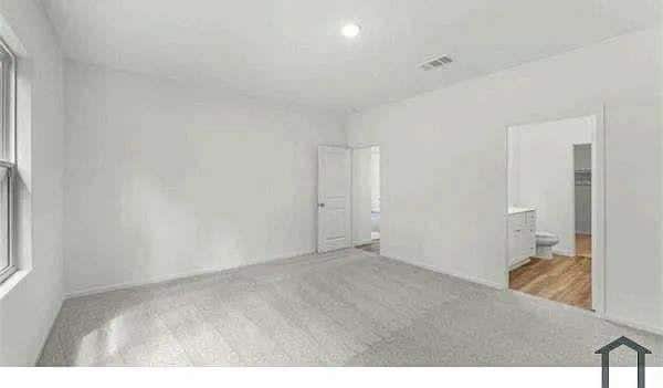 Foto del edificio - 8357 Bufflehead Dr