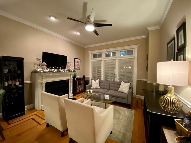 Foto del edificio - 3624 N Fremont St
