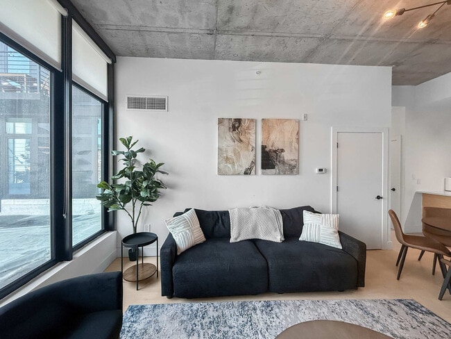 Building Photo - 1247 N 2nd St