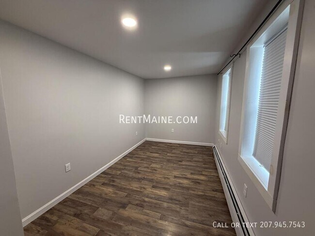 Foto del edificio - 99 Pine St