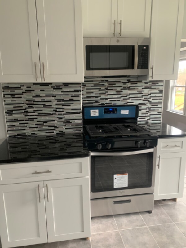 13717 Caine Ave Cleveland, OH 44105 – photo 2